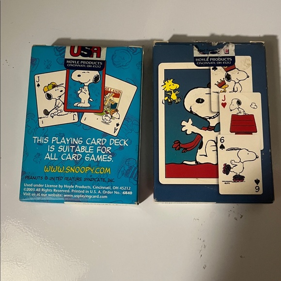 Snoopy Playing Cards Set - Picture 2 of 2
